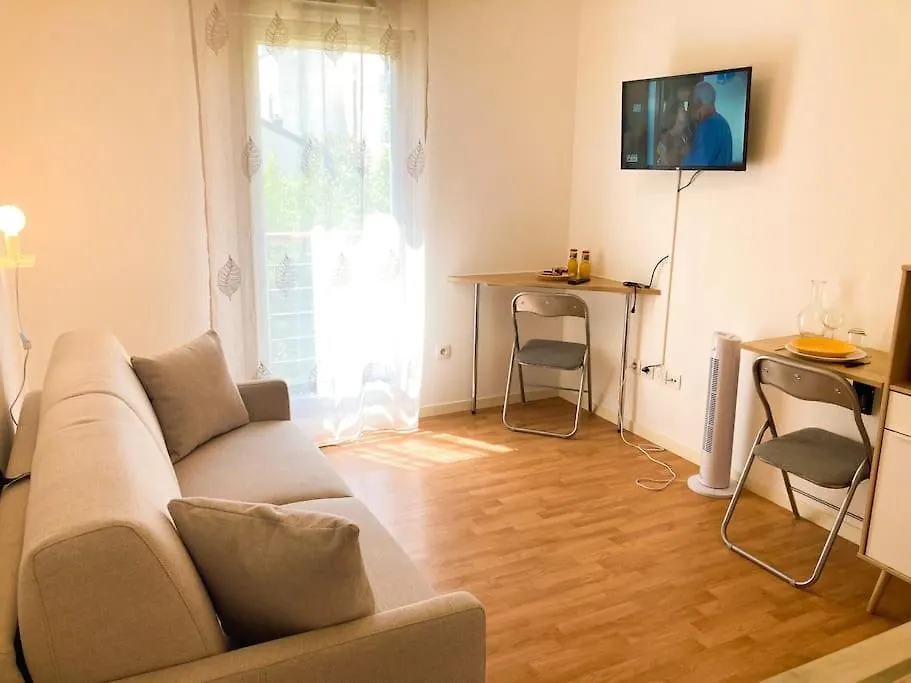 Studio Close To Insa With Parking Space Villeurbanne